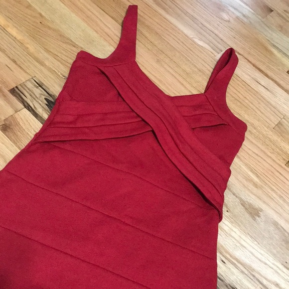 Windsor Red dress - Picture 2 of 3